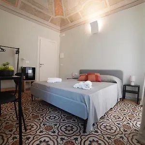  Bed & Breakfast Domus Maqueda
